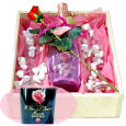 Wijn - champagne cadeaus - A delicious prosecco with 2 glasses, candy hearts and red rose